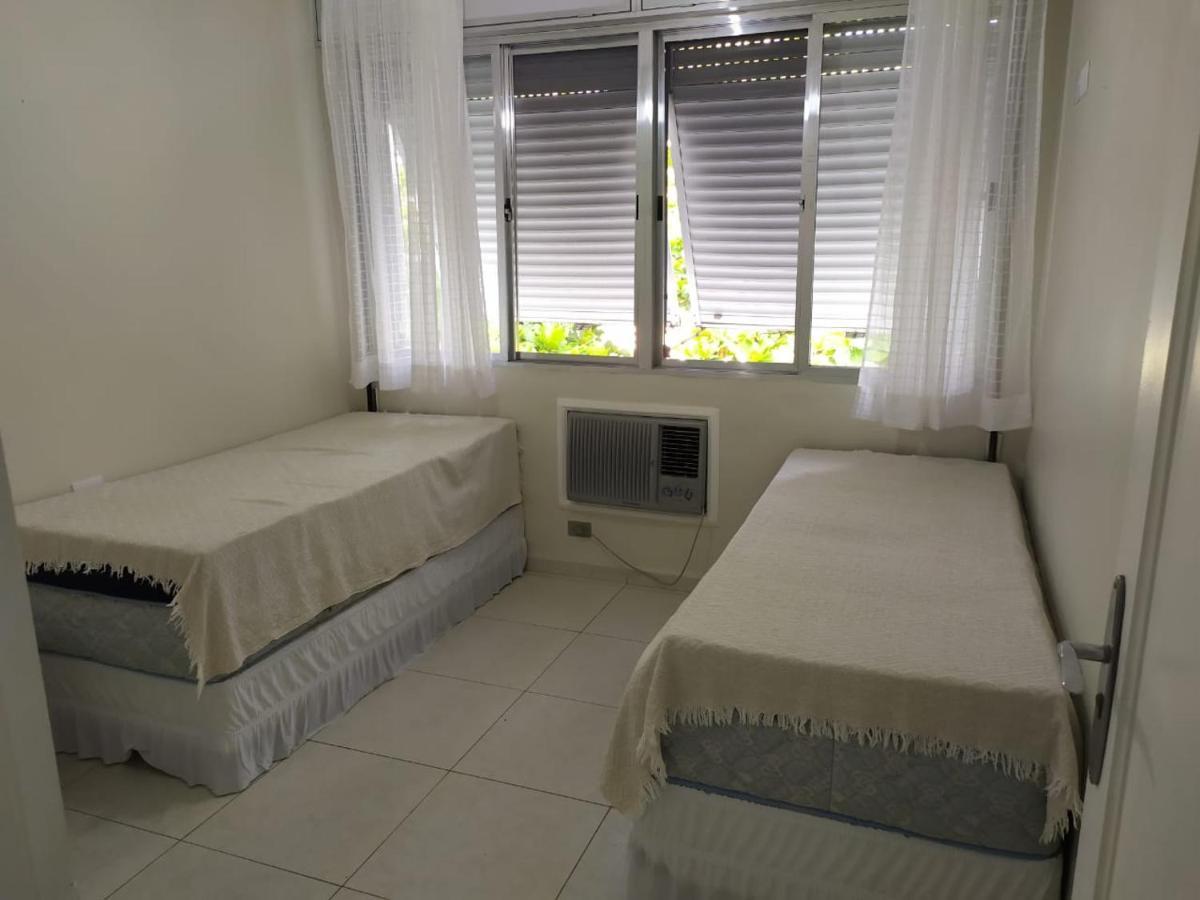 Guaruja Enseada - Apto 200M Da Praia - 02 Dorm. Wi-Fi + Ar + Estacionamento Exterior foto